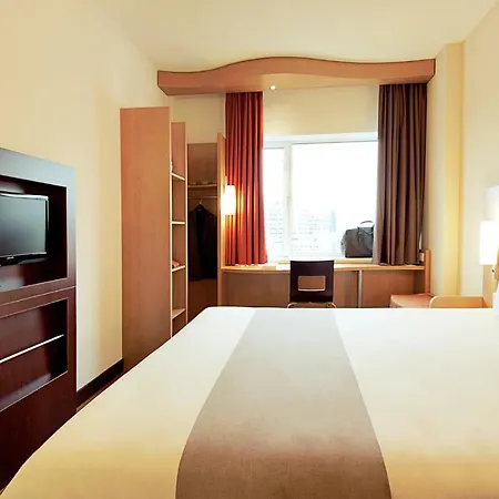 Отель Ibis Marseille Provence Aeroport 3*